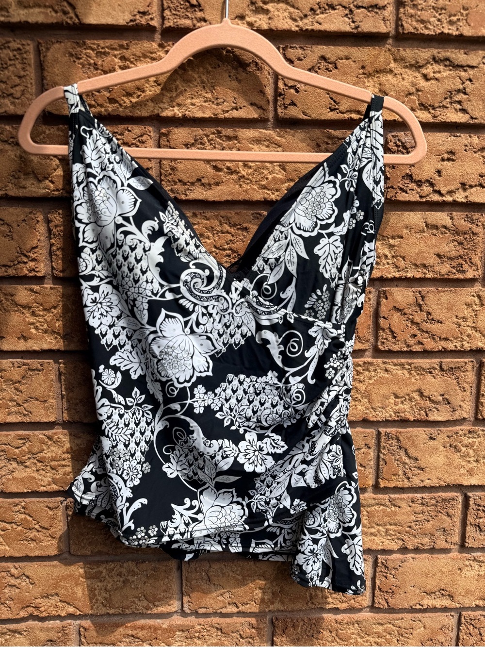 4/$25 • Bikini Bay Black and White Paisley Floral Surplice Tankini Top
